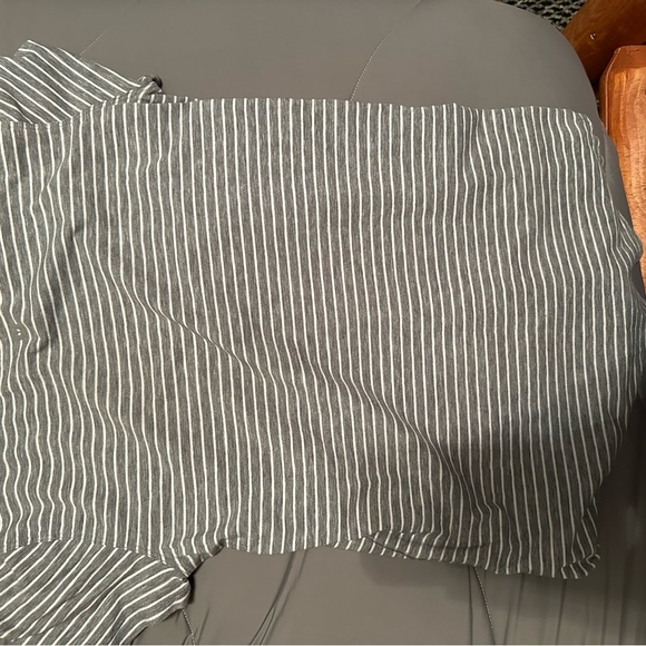 Lulu lemon short sleeve - Picture 2 of 2